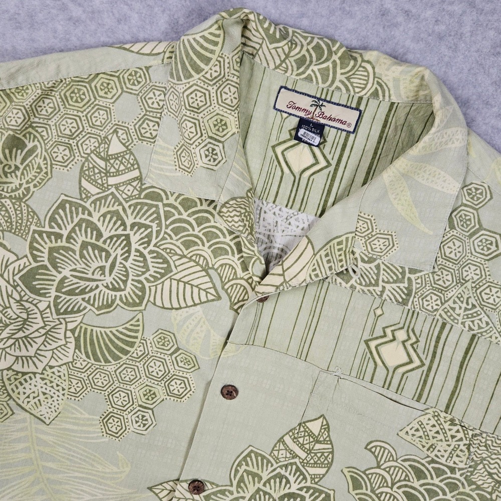 Tommy Bahama (Men's Large)‎ Silk Hawaiian Camp Shirt Tropical Aloha Loop Collar